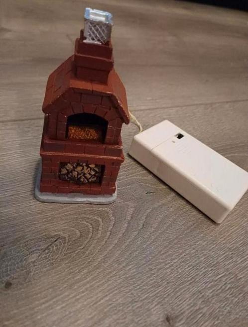 Lemax outdoor pizza oven + reclame bord, Diversen, Kerst, Zo goed als nieuw, Ophalen of Verzenden