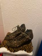 Khaki kleurige sleehakken, Kleding | Dames, Schoenen, Schoenen met lage hakken, Overige kleuren, Ophalen of Verzenden, Gedragen