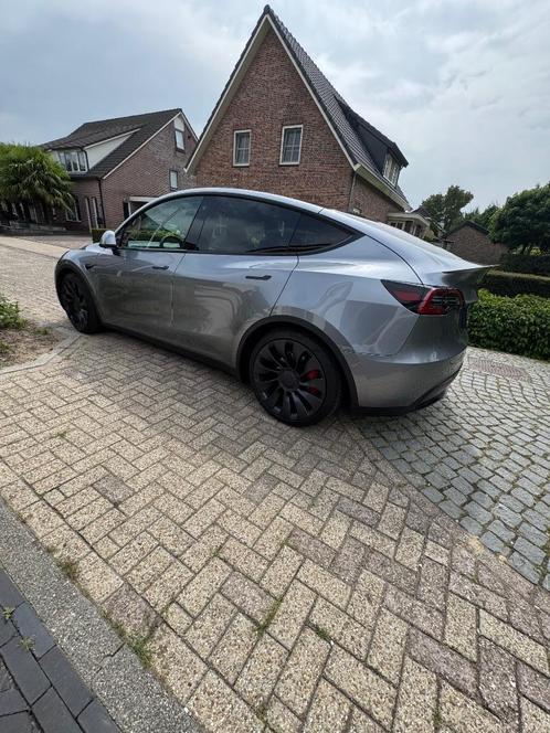 Tesla Model Y 2023 Grijs, Auto's, Tesla, Particulier, Model Y, 360° camera, ABS, Achteruitrijcamera, Adaptieve lichten, Adaptive Cruise Control