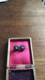 Broche dubbele Zeeuwse knop, Ophalen of Verzenden, Zo goed als nieuw, Zilver, Overige materialen