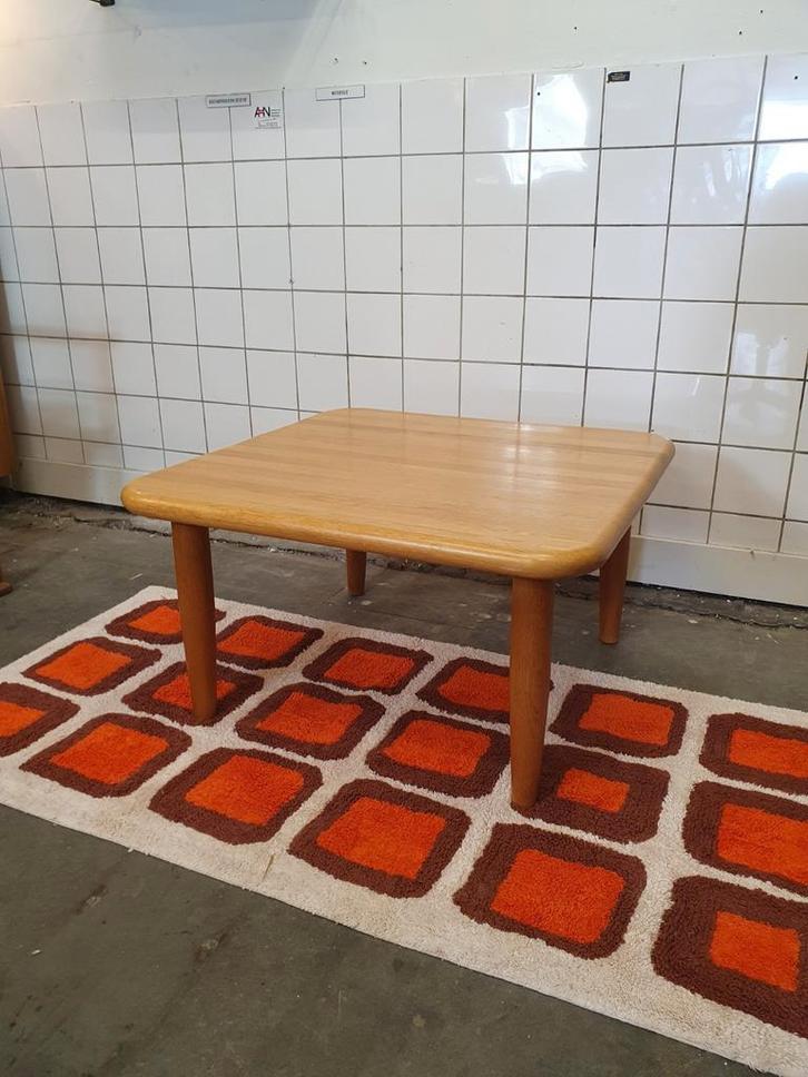 80s design chunky salontafel massief, Huis en Inrichting, Tafels | Salontafels, Zo goed als nieuw, Minder dan 50 cm, Rond, Eikenhout