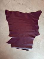 Paars dun geitenleer 85 x 60, Hobby en Vrije tijd, Stoffen en Lappen, 120 cm of meer, Ophalen of Verzenden, Zo goed als nieuw