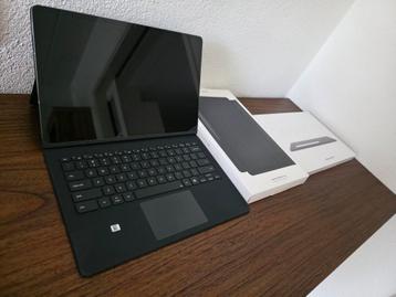 Samsung Galaxy Tab S10 FE+ met Keyboard en pen beschikbaar voor biedingen