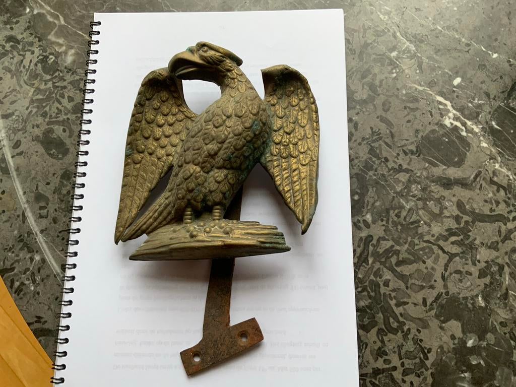 Adelaar met opzetstuk. Frans. Lengte 15 cm, opzet 7 cm, Ophalen of Verzenden