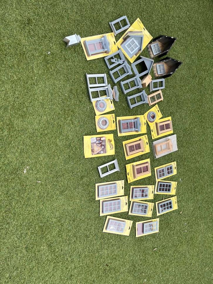 Houseworks modelbouw onderdelen ramen en meer., Hobby en Vrije tijd, Knutselen, Nieuw, Ophalen