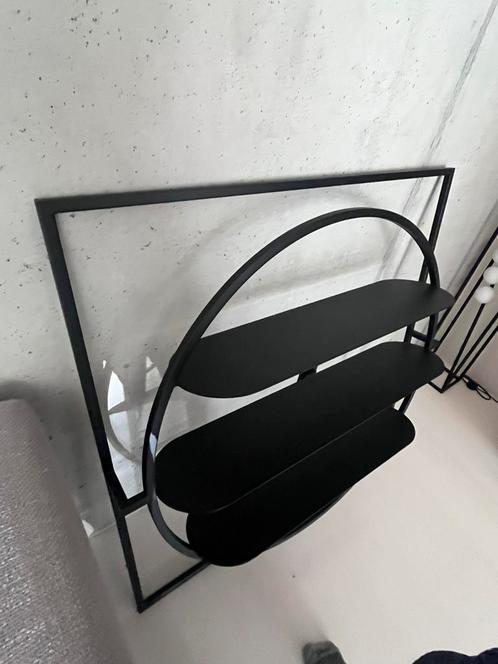 Bolia - “In square” - groot, Huis en Inrichting, Woonaccessoires | Wandplanken en Boekenplanken, Zo goed als nieuw, Ophalen
