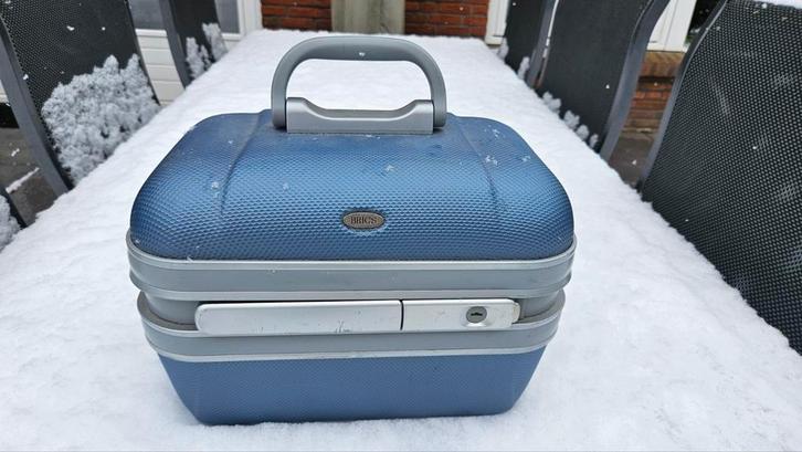 Mooie Bric's Beautycase!, Sieraden, Tassen en Uiterlijk, Beautycases, Gebruikt, Blauw, Ophalen