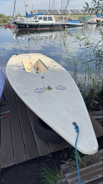 Laser ILCA standaard beschikbaar voor biedingen