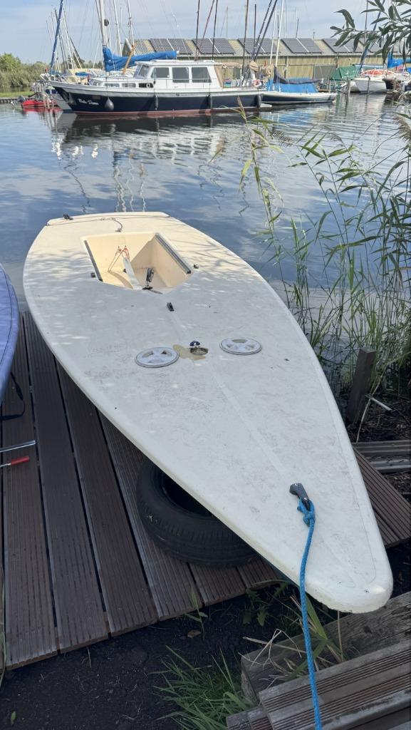 Laser ILCA standaard, Watersport en Boten, Zeilen en Zeiltoebehoren, Gebruikt, Grootzeil, Minder dan 15 m², 3 tot 6 meter, Ophalen