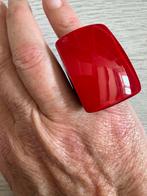 Zsiska Ring Rood/Zwart - Maat S - Nieuw, Sieraden, Tassen en Uiterlijk, Ringen, Kunststof, Verzenden, Nieuw, Kleiner dan 17