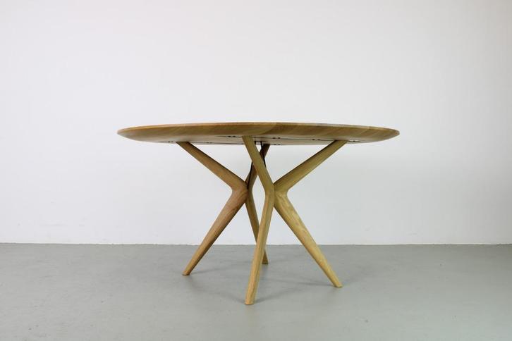 Artisan Lakri 140 cm, Eiken, Huis en Inrichting, Tafels | Eettafels, Nieuw, 100 tot 150 cm, 100 tot 150 cm, Vijf personen of meer