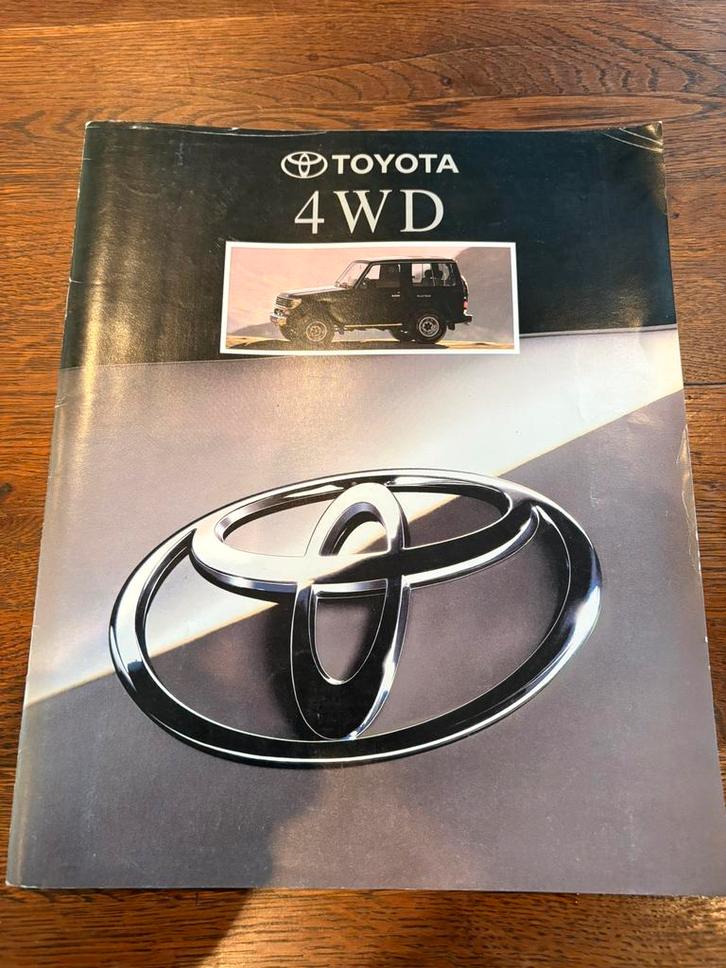 Folder/Prijslijst/tech.geg. Toyota Landcruiser, Boeken, Auto's | Folders en Tijdschriften, Zo goed als nieuw, Toyota, Ophalen of Verzenden