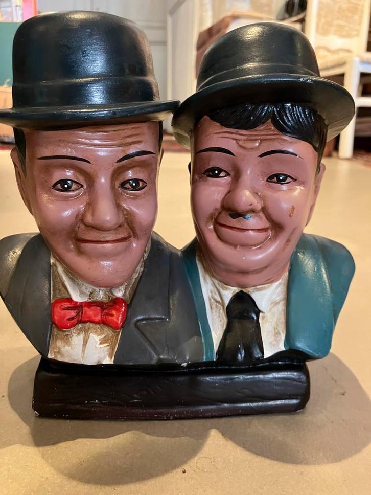 Stan Laurel & Oliver Hardy Buste - De Dikke en de Dunne, Antiek en Kunst, Kunst | Beelden en Houtsnijwerken, Ophalen of Verzenden