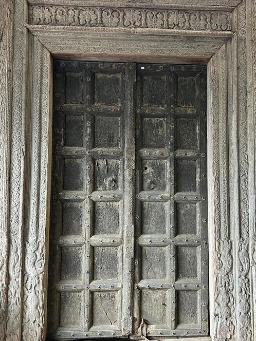 Unieke oude poort deuren india antiek kozijn met deuren oud, Doe-het-zelf en Verbouw, Deuren en Horren, Zo goed als nieuw, Overige typen