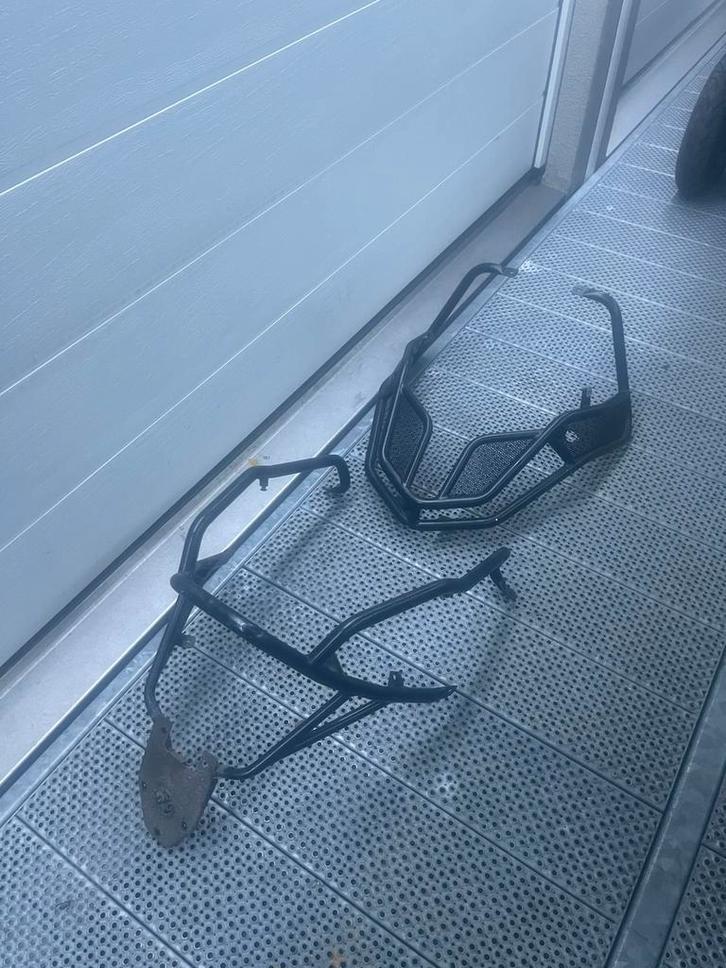 Gilera Fuoco 500 - Voor & Achter Frame Beugel Set!, Fietsen en Brommers, Brommeronderdelen | Algemeen, Gebruikt, Overige typen