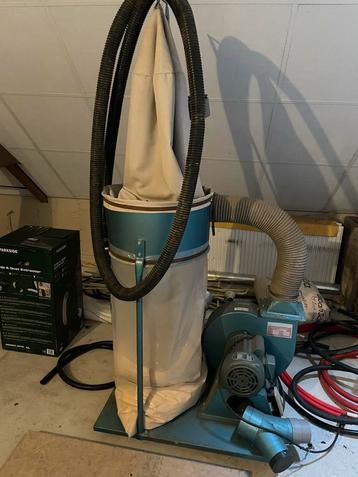 Houtafzuiger 230V - Werkplaats beschikbaar voor biedingen