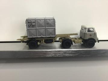 Artitec DAF 1955 met laadkist VGL / NS beschikbaar voor biedingen
