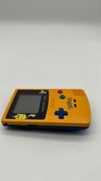 Gameboy color Pikachu edition, Spelcomputers en Games, Spelcomputers | Nintendo Game Boy, Ophalen of Verzenden, Zo goed als nieuw