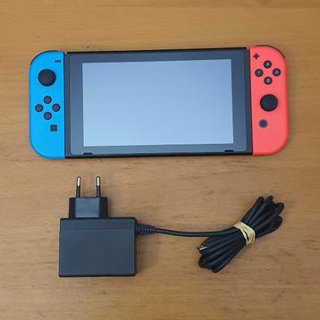 Nintendo SWITCH met OPLADER beschikbaar voor biedingen