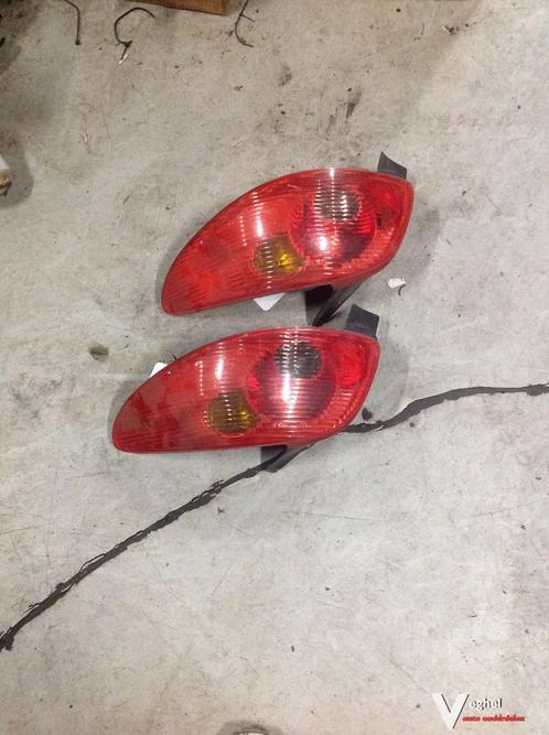 Peugeot 206    2003    Achterlicht Rechts, Auto-onderdelen, Verlichting, Gebruikt, Ophalen of Verzenden