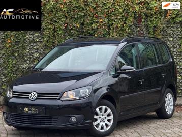 Volkswagen Touran 1.6 TDI Cross 7p. Clima / Cruise-control beschikbaar voor biedingen