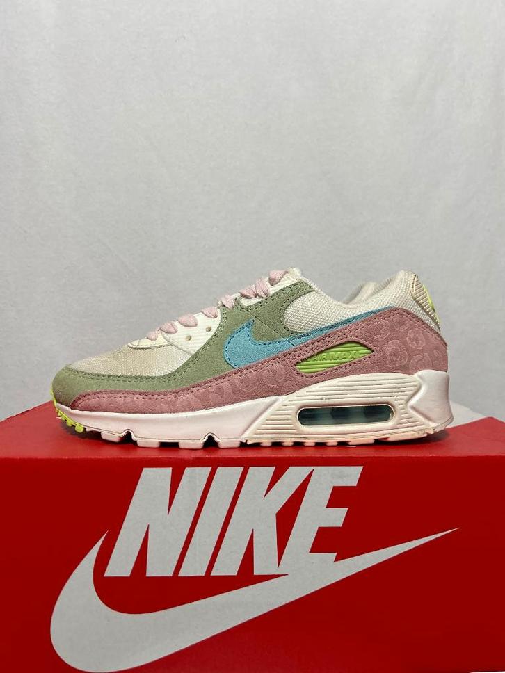 ALS NIEUW! Maat 38 - Nike Air Max 90 Easter Leopard, Kleding | Dames, Schoenen, Zo goed als nieuw, Sneakers of Gympen, Overige kleuren