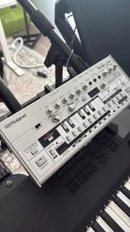 Roland TB-03, Muziek en Instrumenten, Synthesizers, Ophalen, Zo goed als nieuw, Overige aantallen, Roland