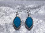 Mooie Ovale Zilveren Oorhangers met Blauwe Opaal, Sieraden, Tassen en Uiterlijk, Antieke sieraden, Verzenden, Zilver, Oorbellen