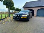 Alfa Romeo Giulia 2.0 Turbo - Trekhaak- Sportuitlaat, Auto's, Automaat, 745 kg, Achterwielaandrijving, 4 cilinders