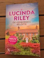 Lucinda Riley - De verborgen belofte, Ophalen, Lucinda Riley, Zo goed als nieuw, Nederland