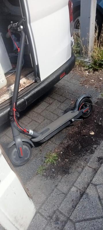 Elektrische Step - Gebruikt beschikbaar voor biedingen