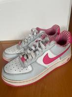 Nike Air Force 1 Dames sneakers - Maat 38, Ophalen of Verzenden, Zo goed als nieuw, Grijs, Sneakers of Gympen