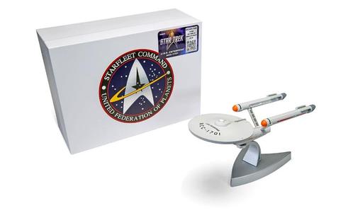 USS Enterprise NCC-1701 Star Trek The Original Series Corgi, Verzamelen, Film en Tv, Nieuw, Tv, Beeldje, Replica of Model, Verzenden