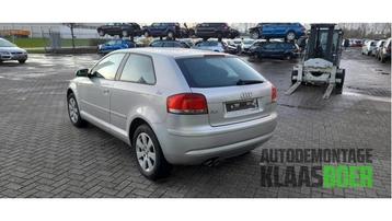 Achterlicht links van een Audi A3 beschikbaar voor biedingen