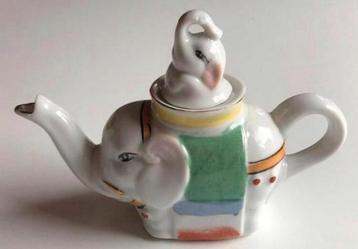 Vintage chinese theepot – Olifant met baby beschikbaar voor biedingen