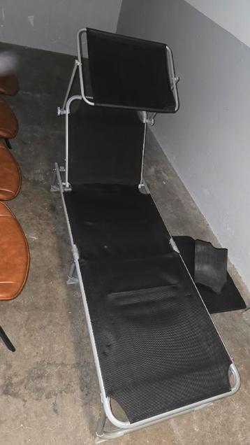 Nieuwe Opklapbare Ligstoel met Zonnescherm beschikbaar voor biedingen