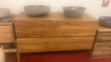 Teak Badkamermeubel 135cm - Hangkast beschikbaar voor biedingen