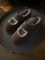 UGG Pantoffels Sloffen - Maat 39 - Nieuw!, Kleding | Dames, Schoenen, Ophalen of Verzenden, Nieuw, Pantoffels of Sloffen