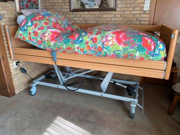 Verpleeg bed 80 x 200 cm. beschikbaar voor biedingen
