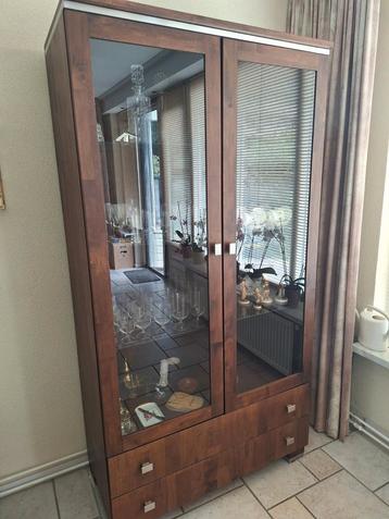 3 Kasten incl salontafel gratis ophalen beschikbaar voor biedingen