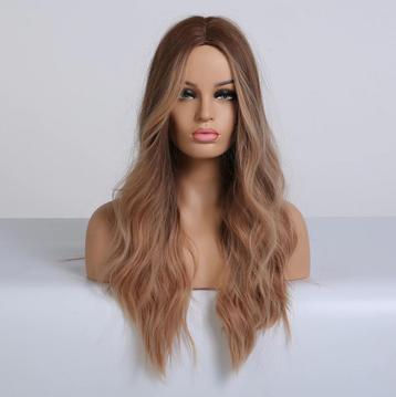Honingblond Bruine Ombre Lange Pruik Met Slag Haar Blonde beschikbaar voor biedingen