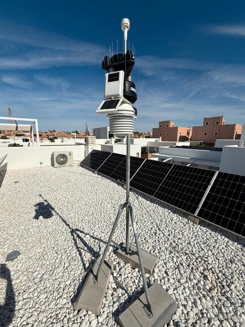 DAVIS 7716 Mounting Tripod, Audio, Tv en Foto, Weerstations en Barometers, Zo goed als nieuw, Ophalen of Verzenden