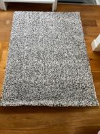 Ikea VINDUM vloerkleed 133x180 - Zwart/wit stippen, Huis en Inrichting, Stoffering | Tapijten en Kleden, Ophalen, 100 tot 150 cm