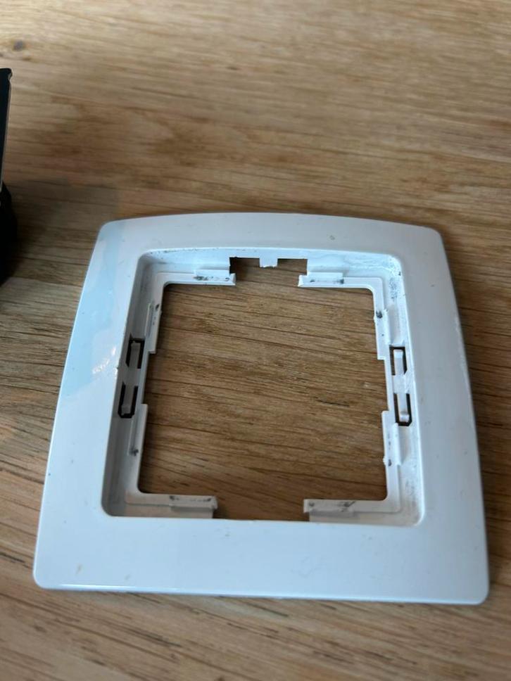 2 Dimmers: Schakeldimmer & Reguliere Dimmer, Doe-het-zelf en Verbouw, Elektra en Kabels, Gebruikt, Schakelaar, Ophalen