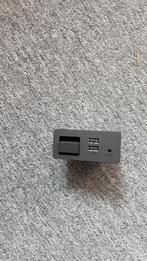 Mazda USB Hub D09h 669u0, Ophalen of Verzenden, Gebruikt, Mazda