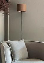Vloerlamp Aura Peeperkorn, Huis en Inrichting, Lampen | Vloerlampen, Ophalen of Verzenden, Nieuw