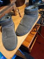 UGG  schoenen, UGG, Lage of Enkellaarzen, Ophalen of Verzenden, Zo goed als nieuw