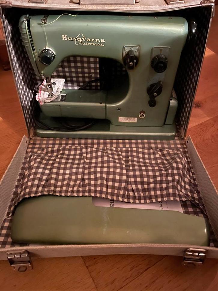 Naaimachine Husqvarna Automatic 21E, Antiek en Kunst, Antiek | Naaimachines, Ophalen
