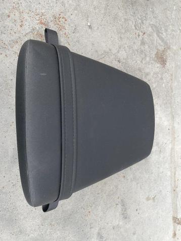 Duo zitje voor Yamaha R6 1999-2000 beschikbaar voor biedingen