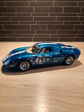 Bburago 1:18 Ferrari 250 LM Sebring 1965 - in doos beschikbaar voor biedingen